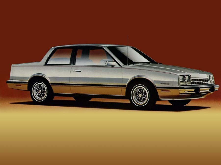  Chevrolet Celebrity Coupe 1982 года  (фото 1 из 2)